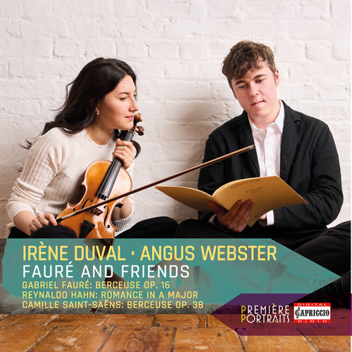 操美女大胖屁股呼扇呼扇的
